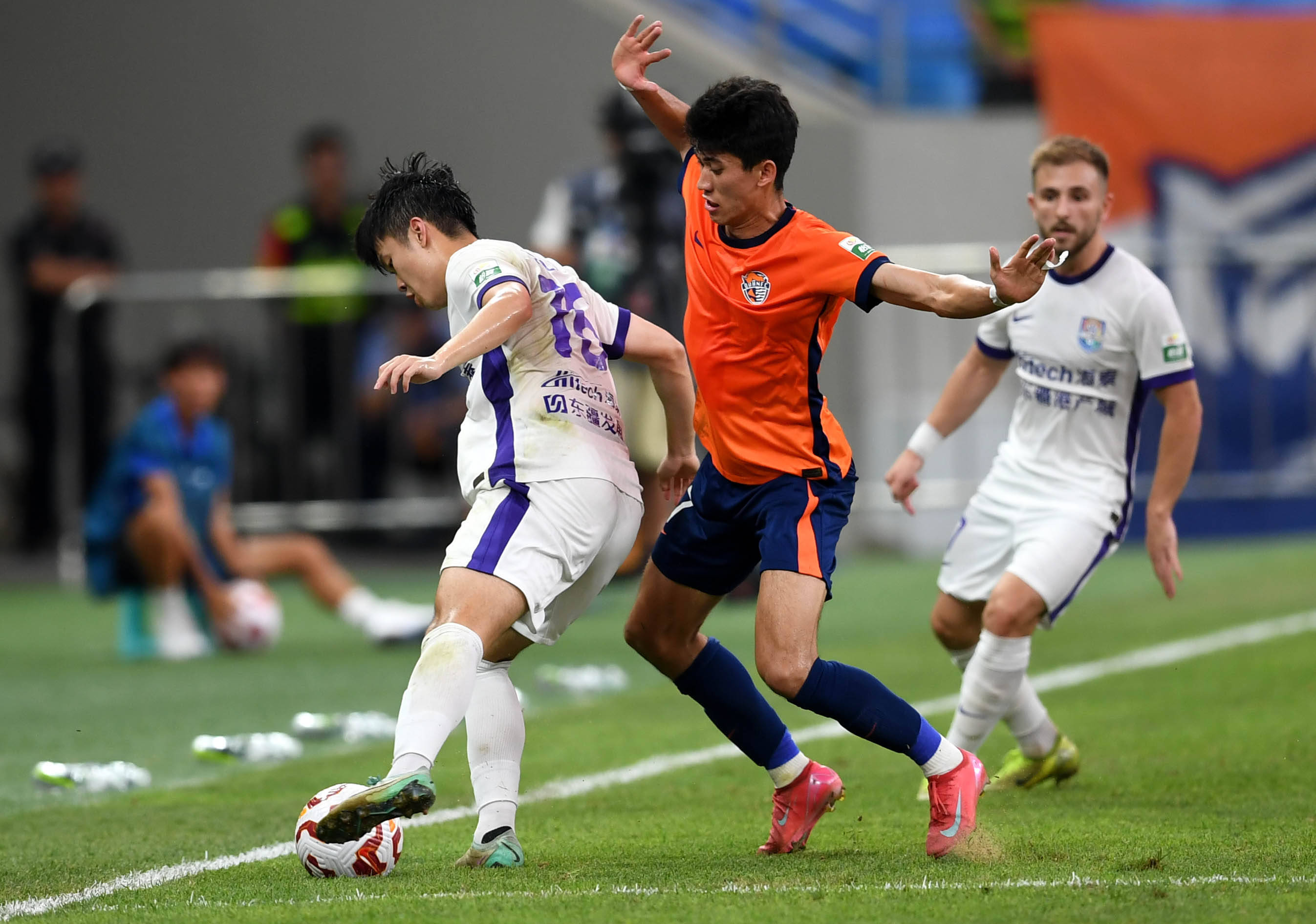 东契奇在独 东契奇在独